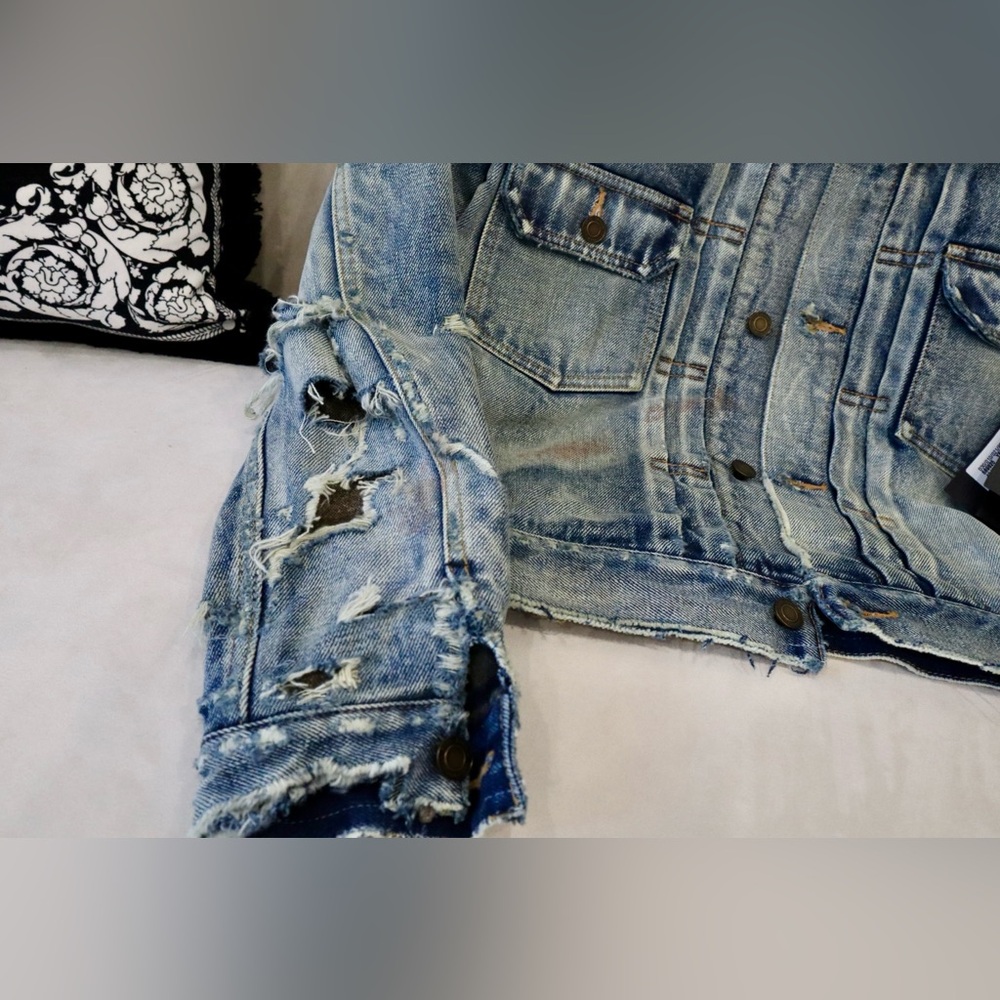 ❌SOLD❌YSL Destroyed Denim Jacket - Picture 6 of 10